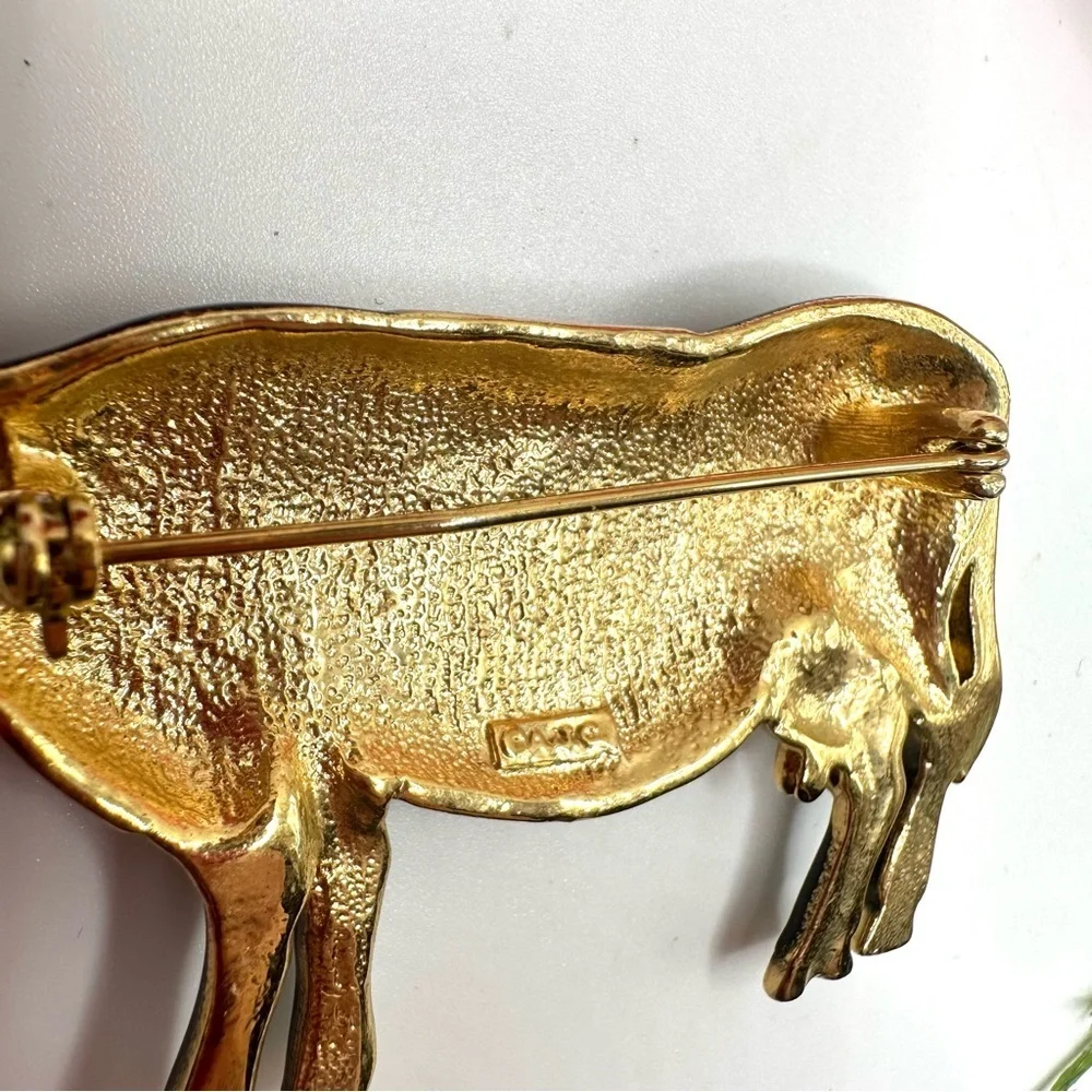 VINTAGE⚜️RARE AJC Black & White Enameled Cow Brooch